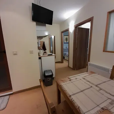 Poppy Apartments Near Gondola Bansko Exterior photo