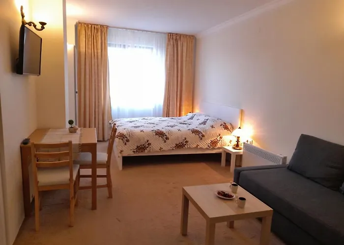 Poppy Apartments Near Gondola Bansko